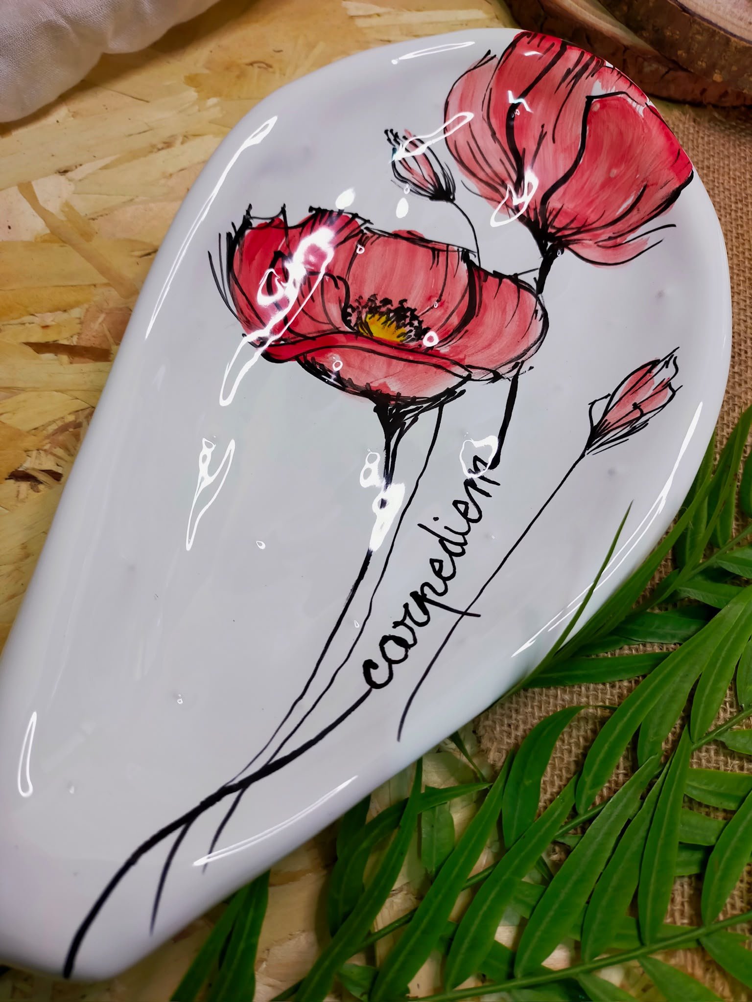 Superficie e decoro di una creazione in ceramica